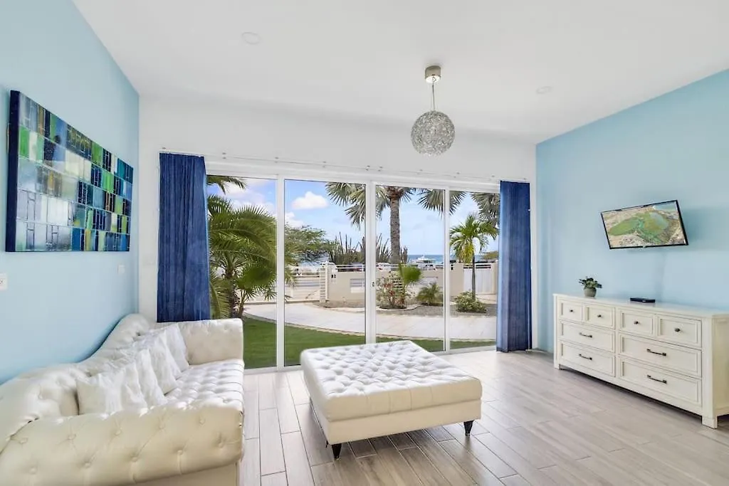 Blue Door Beach House By Bocobay Palm Beach