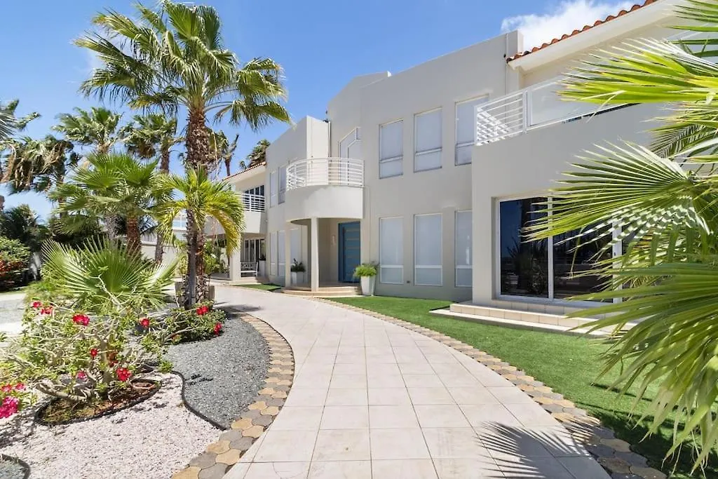 Blue Door Beach House By Bocobay Palm Beach