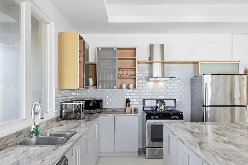 Blue Door Beach House By Bocobay Palm Beach 0*,  Aruba