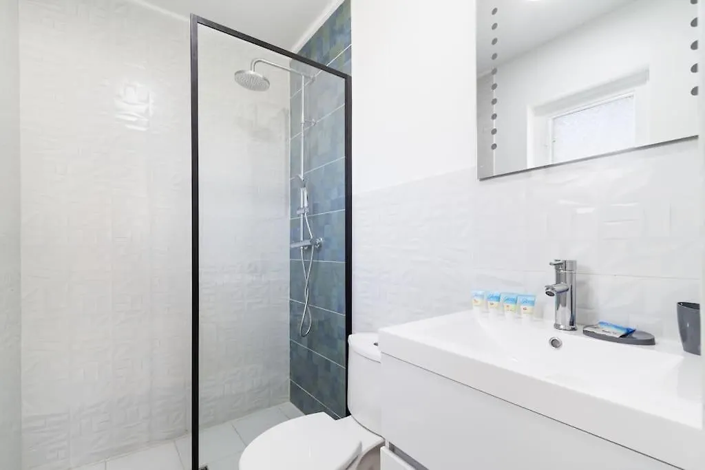 Blue Door Beach House By Bocobay Palm Beach