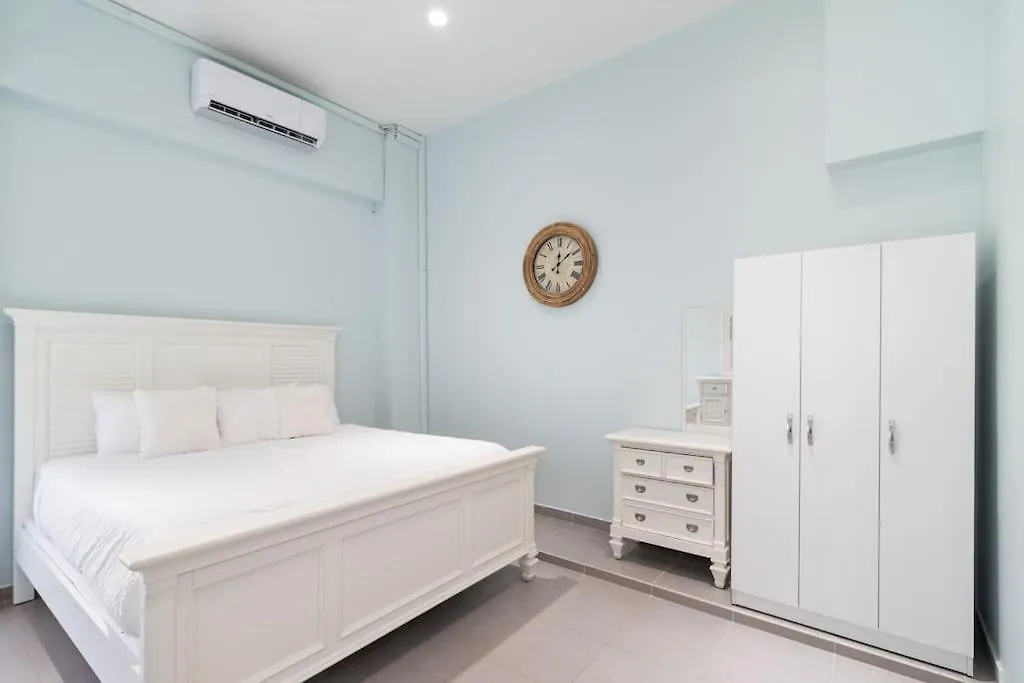Blue Door Beach House By Bocobay Palm Beach 0*,