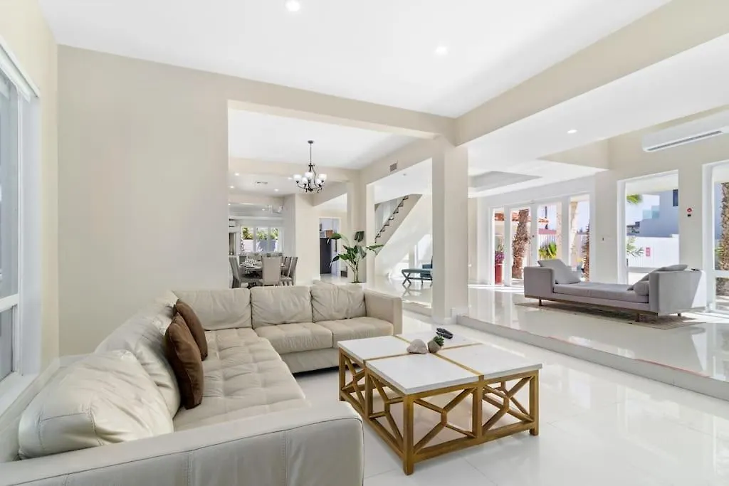 Blue Door Beach House By Bocobay Palm Beach Villa