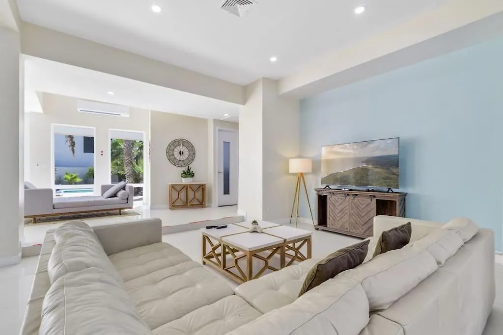 Blue Door Beach House By Bocobay Palm Beach