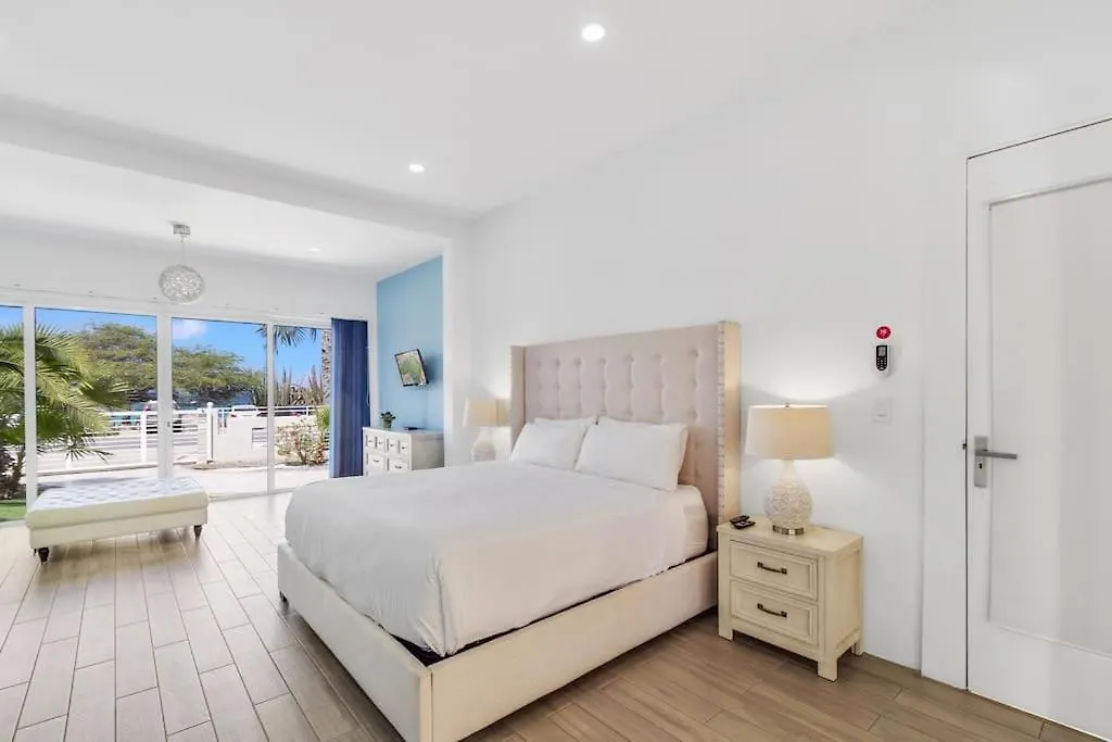 Blue Door Beach House By Bocobay Palm Beach